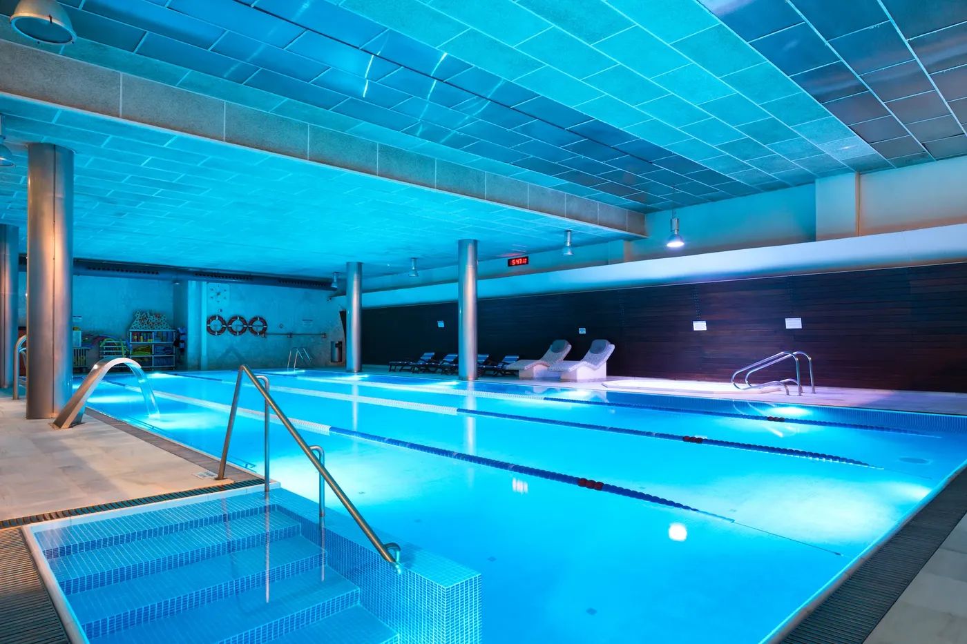 Piscina interior