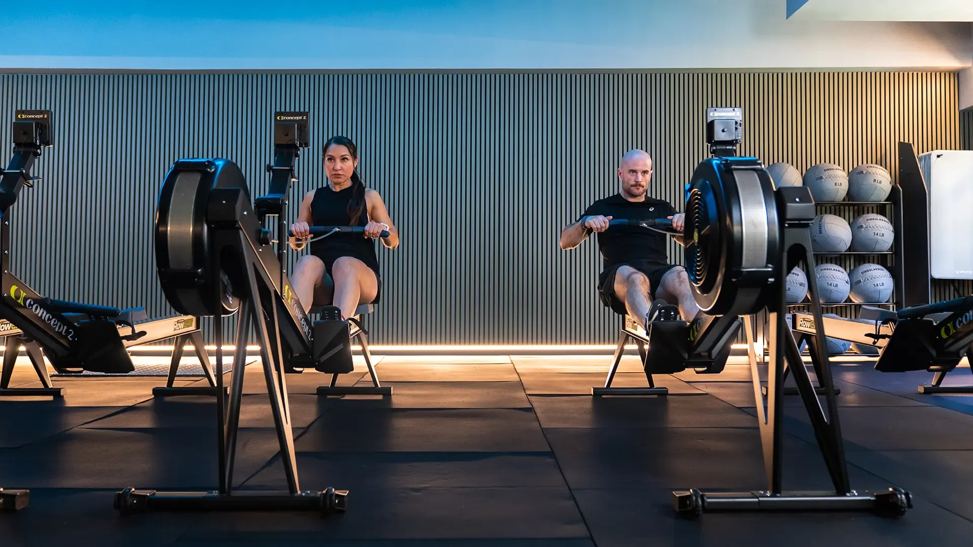 Dues persones practicant hyrox
